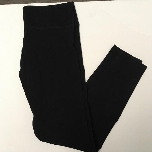 Pink Yoga Victorias Secret Leggings Black W White Dog Logo Crop Size Small - Picture 1 of 8